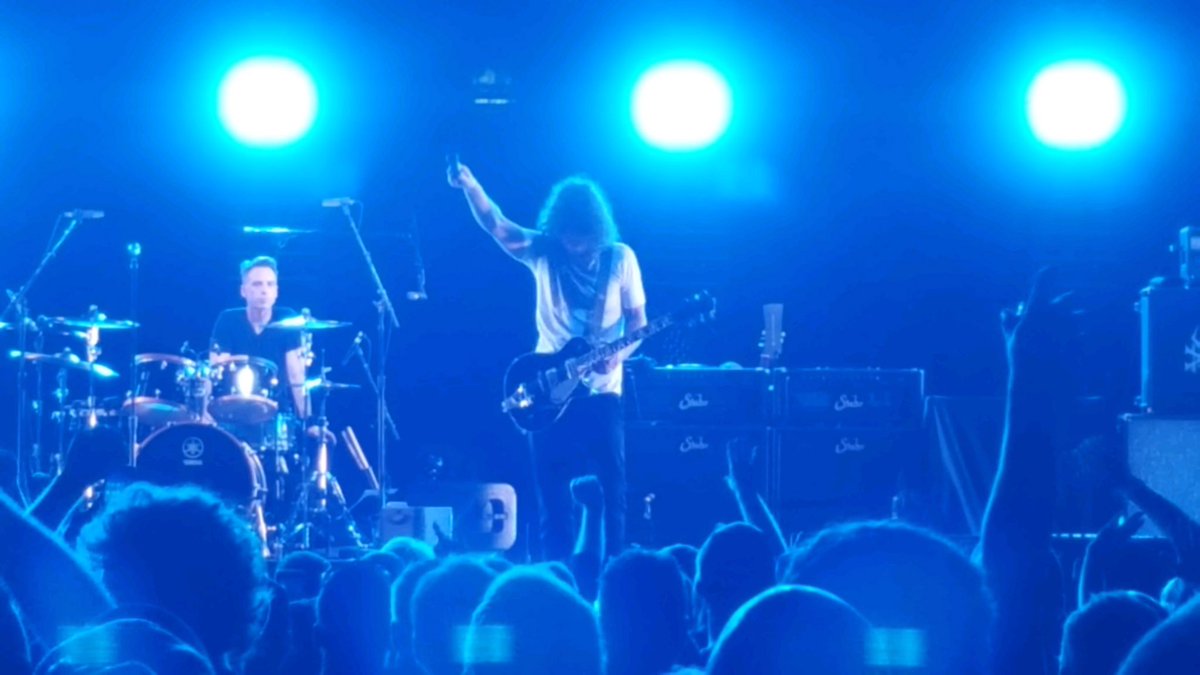JenWarmoth's tweet photo. @soundgarden in Indy. @chriscornell #mattcameron amazing show. https://t.co/AdM6g2Dn22