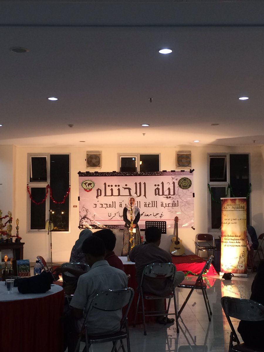 {Live Report}
Pembukaan Lailatul Ikhtitam oleh pembina ustadzah Ana Taqwawati🙏🏻