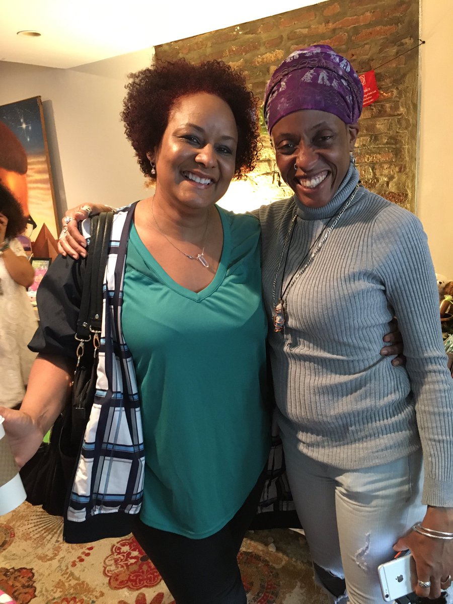 BeautifulBlkBiz's tweet photo. #TBT to some of our #BBWEC events this year. We hope you'll join us June 10th for a #FathersDay #popUpShop in #Brooklyn !! #BuyBlack https://t.co/YEBXfV4jII