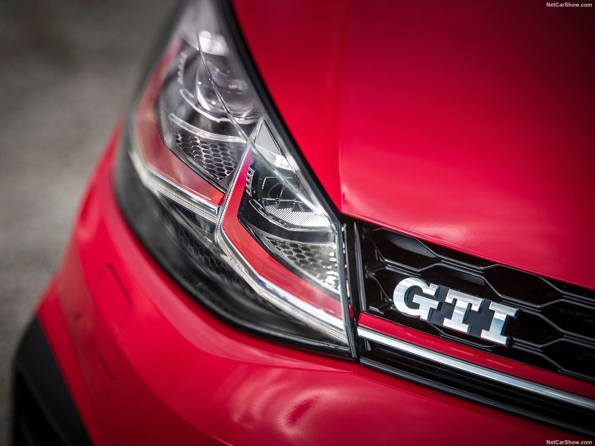 Tiz_Media's tweet photo. Caption:
"Vrrrr Paaa"
🚗💨🏁
@VolkswagenSA latest #GrandTouringInjection "aka" #GTi #Golf #seven #range #highperformancepower #tourismo https://t.co/O0IeSGwiJT