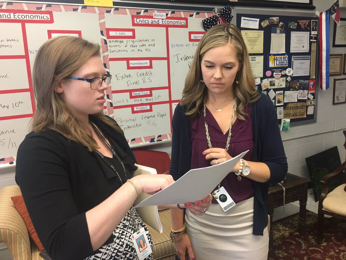 lmontgo's tweet photo. @msgovteacher thank u 4 all u do 4 @HighlandRams Ss #gcsshowcase #gcsk12 @GCS_CI @GastonSchools @kaleathe615 https://t.co/IP5nr2hWZx