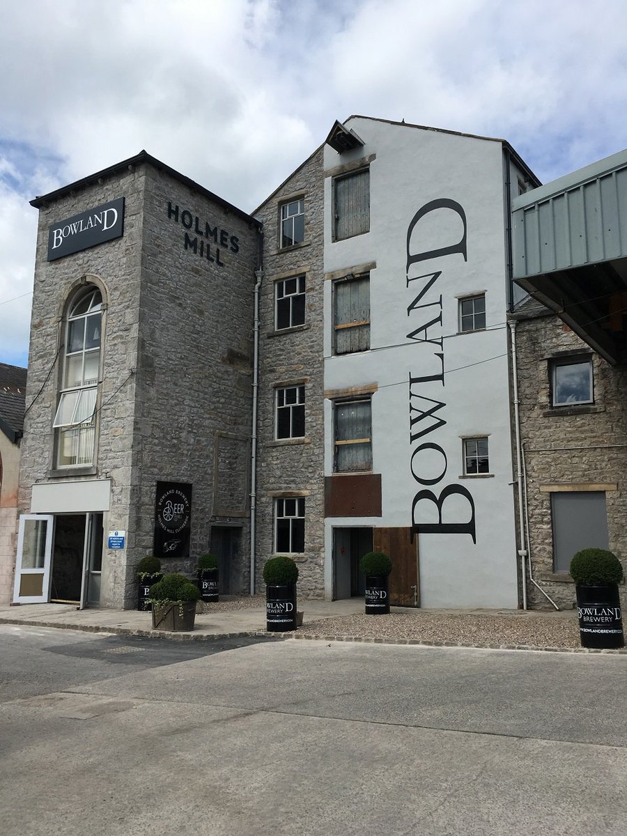 MarketingLancs's tweet image. Work progessing well on the new food hall @HolmesMill Clitheroe #Lancashire where every day can be #eatwhatyouwantday (opening June)
