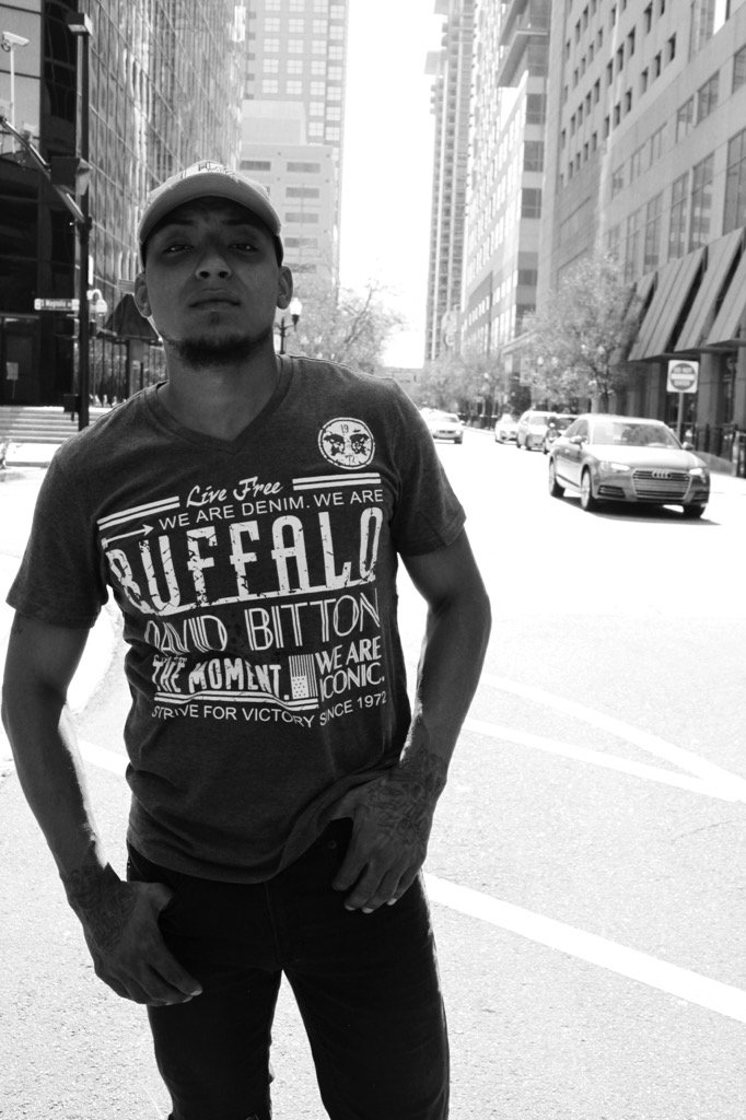 BXMESSO's tweet image. Scream at me for photo/video/audio sessions! 🔥📸🎤🎥🎧🔥 #propics #provids #proaudio @BXMESSO