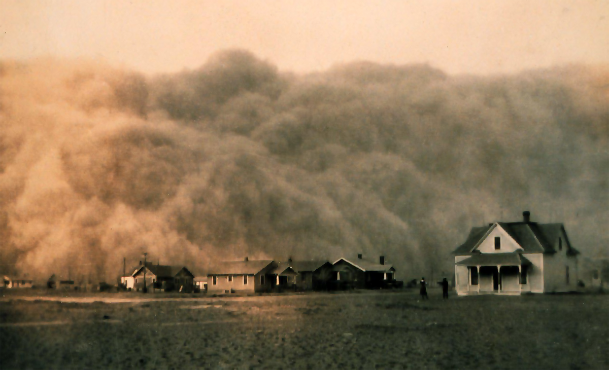 WethePeopleJCU's tweet photo. 1934 - The Dust Bowl roles across the nation devastating agriculture and intensifying the Roosevelt administration #ThisDayInHistoryThursday https://t.co/HnT8y8UC07