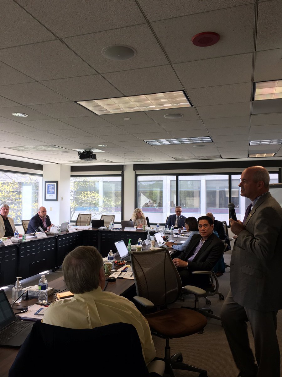 jmsandella's tweet photo. @JohnGimp addressing the COMLEX Composite Examination Committee- @NBOME has a role in physician wellness! @AbleKnebl https://t.co/dAQcOyyZqF