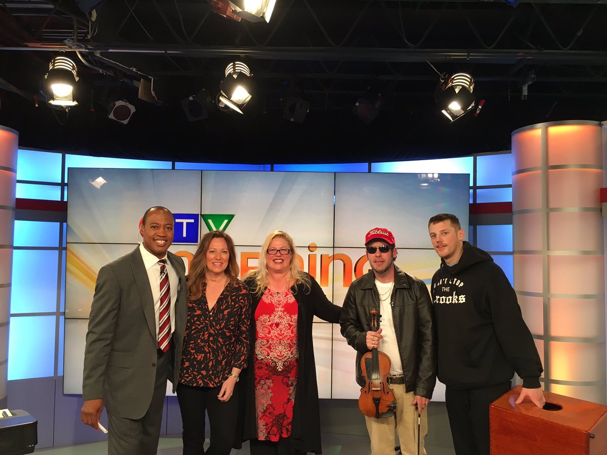 OTTChildFest's tweet image. Great interview + performance w/ #AshleyMacIsaac - Don't miss three time #JUNO winner during #OCF2017 | @HenryBurris @MykaBurke #myottawa