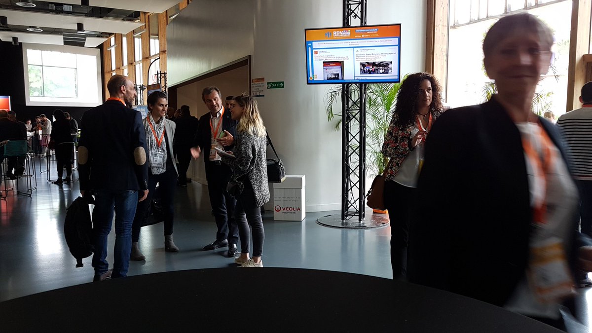 Nous somme fiers de propulser #rdvdesentrepreneurs pour la @CCI_MP avec notre social media wall gamifié