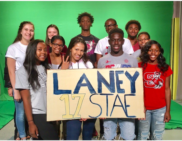LaneySTAE's tweet photo. Celebrating STAE Seniors today!! Filming cardboard confessionals! #STAEFAM https://t.co/PgUcru0igQ