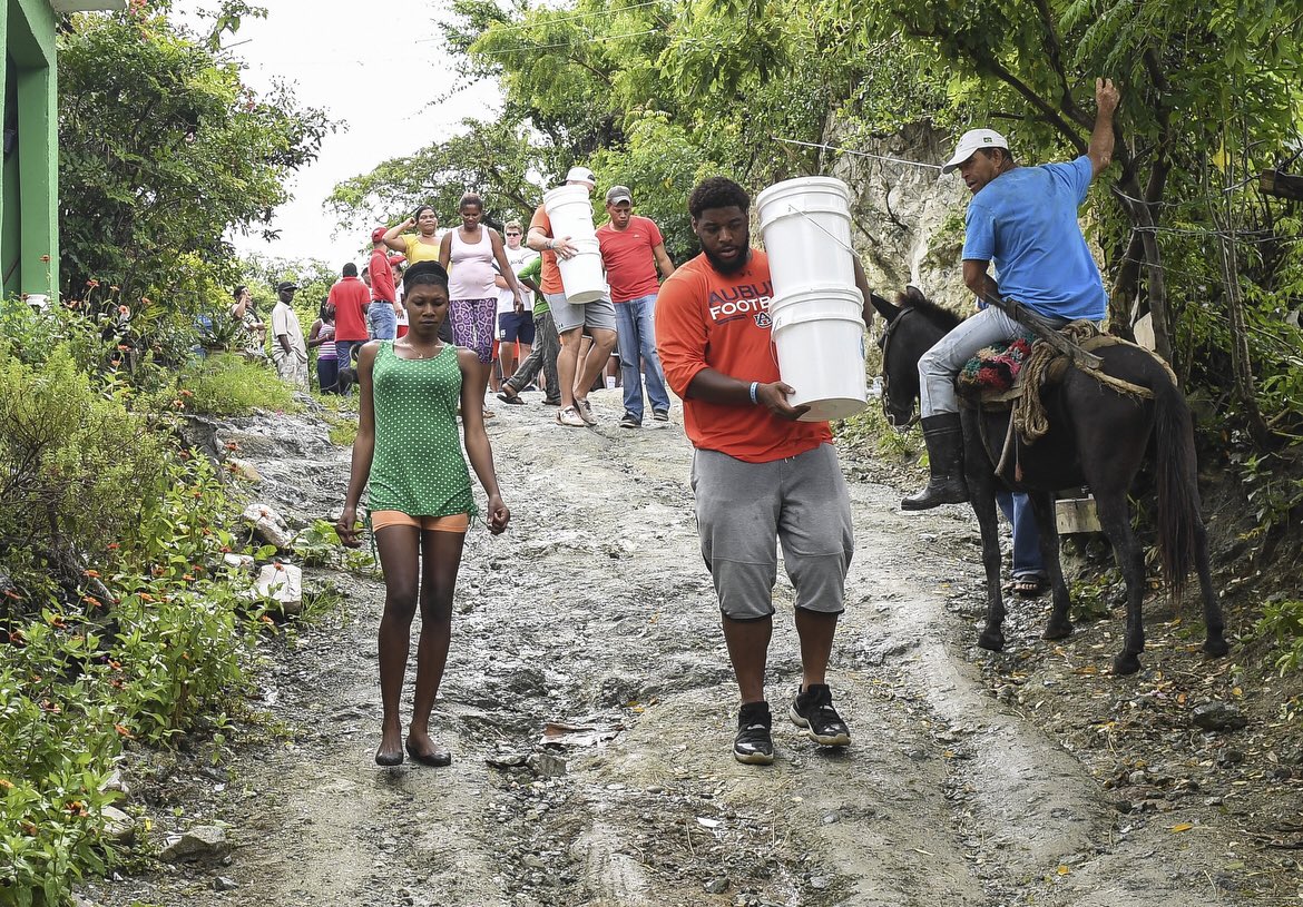 CoachGusMalzahn's tweet image. Awesome experience on the  mission trip to the Dominican Republic! Thanks to @utk223 and Reel Life ministries.