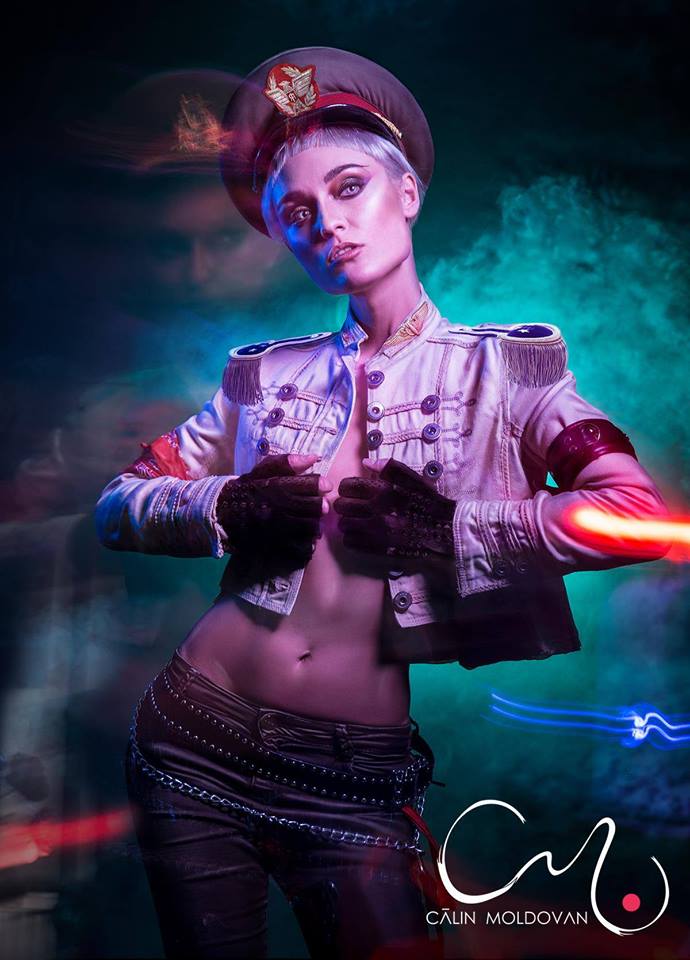 roxy_color's tweet image. Winter #shooting #colortesting with awesome #makeup artist, cool photographer and #fun times :) mainly just fooling around :)😂🤣