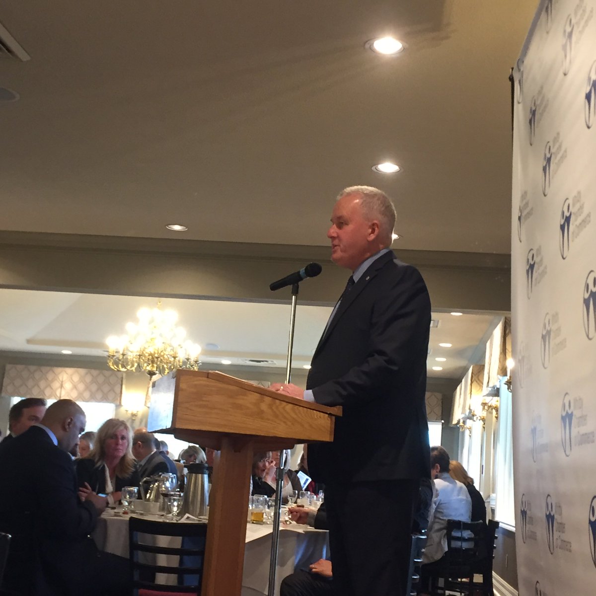 WhitbyChamber's tweet image. Mayor @_donmitchell discussing current initiatives for the @TownofWhitby #2017MayorsLunch #WCC