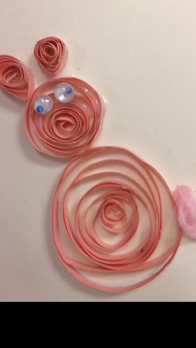 TSPSThomas's tweet photo. Art club tries quilling #SCDSB_arts https://t.co/hDL4HWkklE