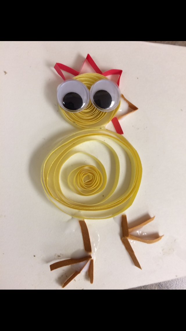 TSPSThomas's tweet photo. Art club tries quilling #SCDSB_arts https://t.co/hDL4HWkklE