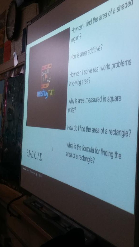 mcbride_edutech's tweet photo. Anthony @mashupmath my Ss where excited when you said Whats up to all my 3rd graders! I love the ?s you have provided for the video! #HCSDL https://t.co/1b7ZXtqu3t