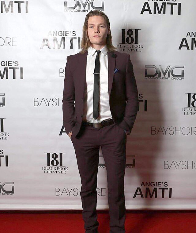 MarioUomoItaly's tweet photo. @AngiesModels actor and model @jameshicks48 in custom @MarioUomoItaly 
Styled by Mario Badr 
#mariouomoitaly #amtishowcase #mensfashion https://t.co/T3uoX34TXC
