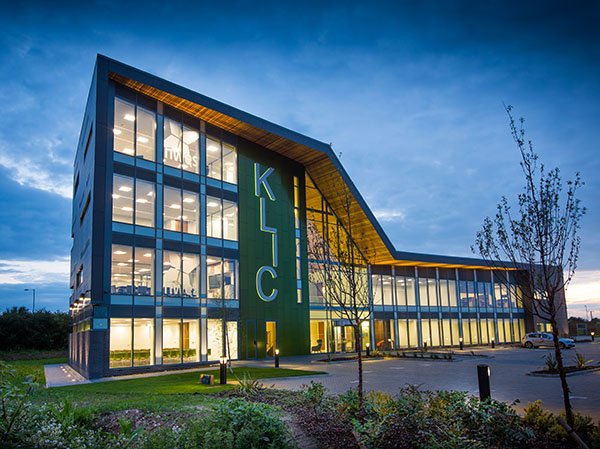 FeildenMawson's tweet photo. Fantastic news that #KLIC was awarded 'Outstanding Commercial Property' at the #RICSAwards last night! @Nwes_Group https://t.co/vslK0fqurh https://t.co/VsCqNcBXOJ