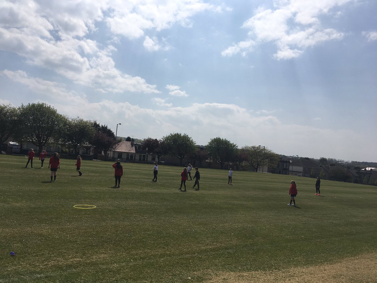 BPS_P7B's tweet photo. A fun day at the park for Mrs Barr's last day! https://t.co/KyGOTcBLHA