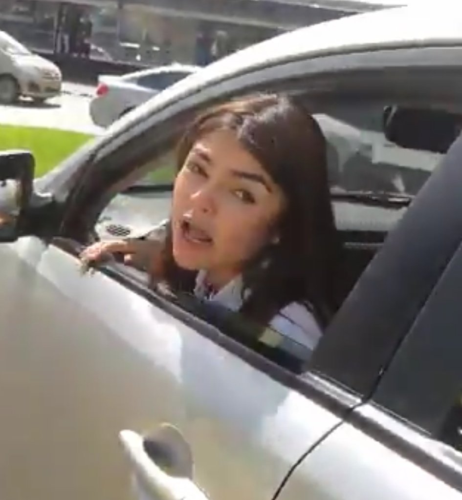 TuTinieblo_'s tweet photo. — VUELVALO TOCAR HIJUEPUTA...
— Abrase zorra hijueputa!!
— TAXISTA HIJUEPUTA VIVA UBER PERROS!!
— AE AE AE AE FISHHH
— .... https://t.co/zCpgDvdgea