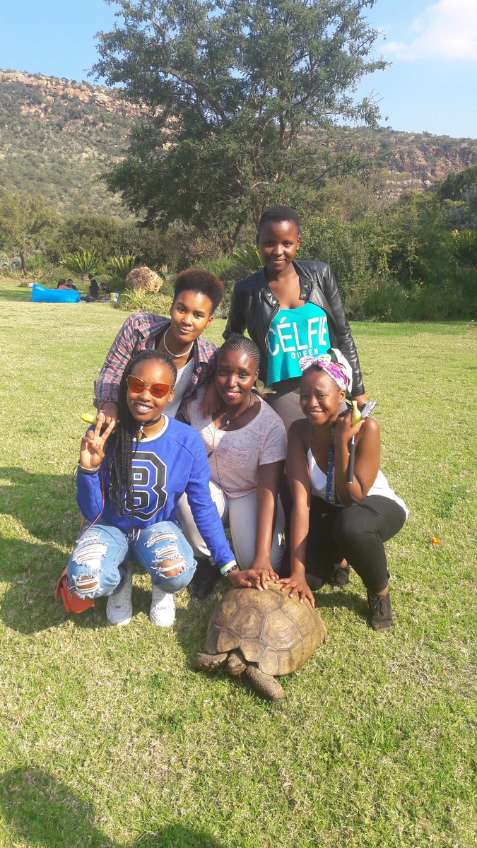 AyandaAllie's tweet photo. Celebrating @BukhoBami Matric Class of 2017 for their outstanding achievement in Term One! Let's not lose momentum #StriveForEducation https://t.co/ZF09L5QDE7