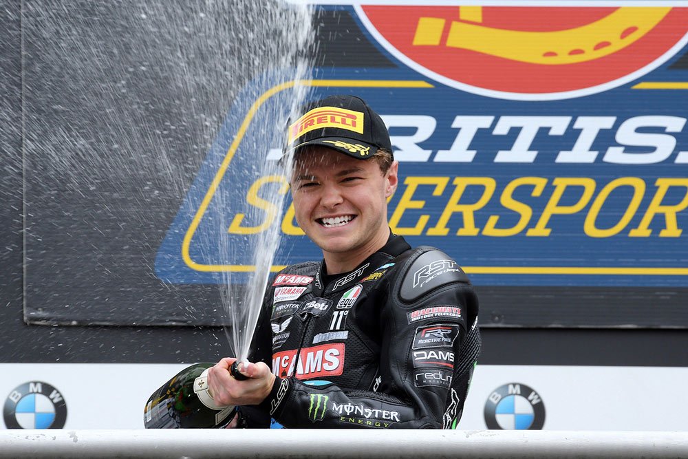 gponedotcom's tweet image. #bsb #dannykent Tarran Mackenzie to ride the Kiefer Suter for the entire year: The British rider, son of Niall,… gpone.com/en/2017/05/11/…