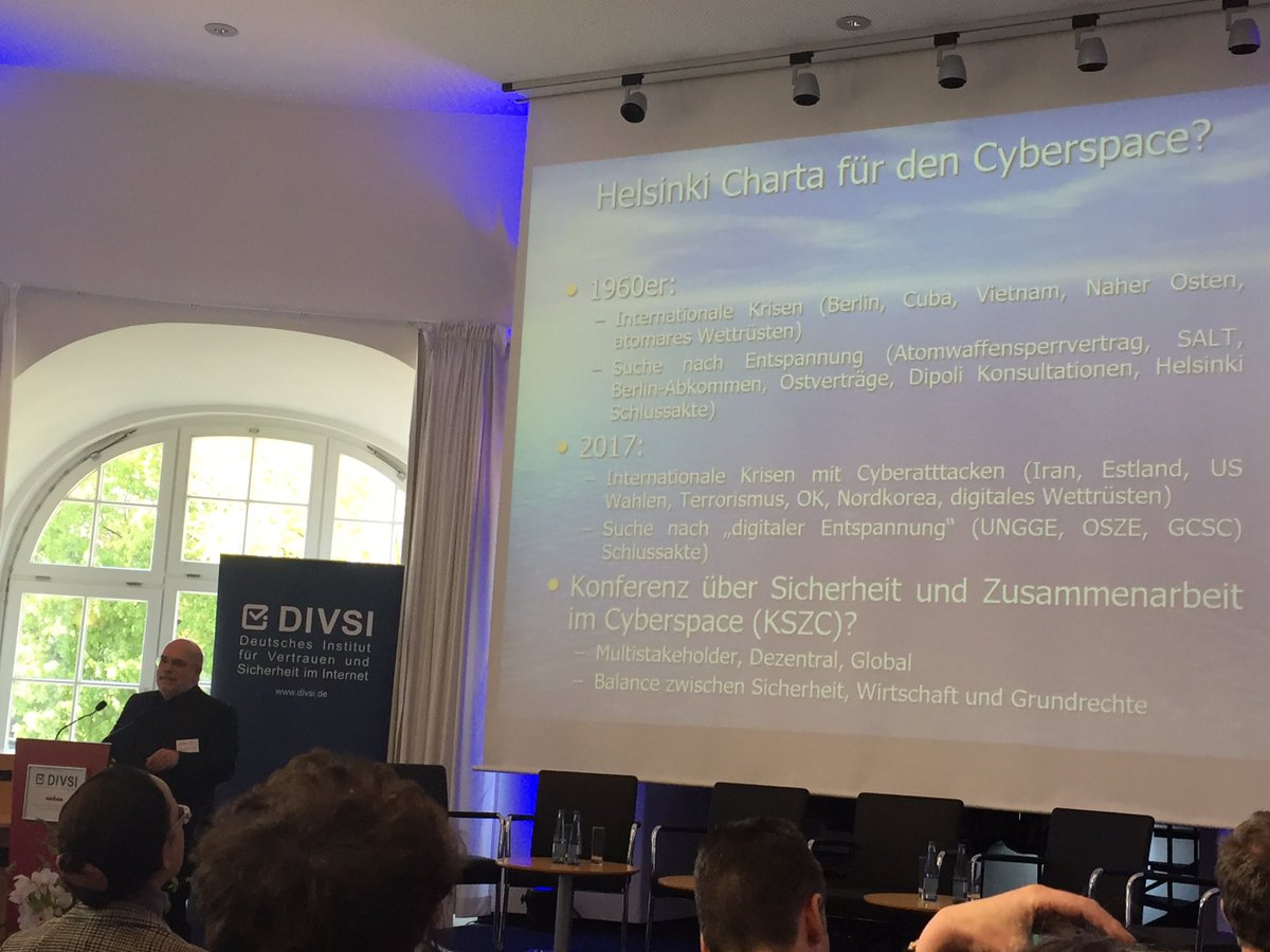 Opper_tunes's tweet photo. Braucht man eine neue Art Helsinki-Charta gegen digitales Wettrüsten? Fragt Prif Wolfgang Kleinwächter @DIVSI_Info @bucerius_law https://t.co/kQP65XCww0
