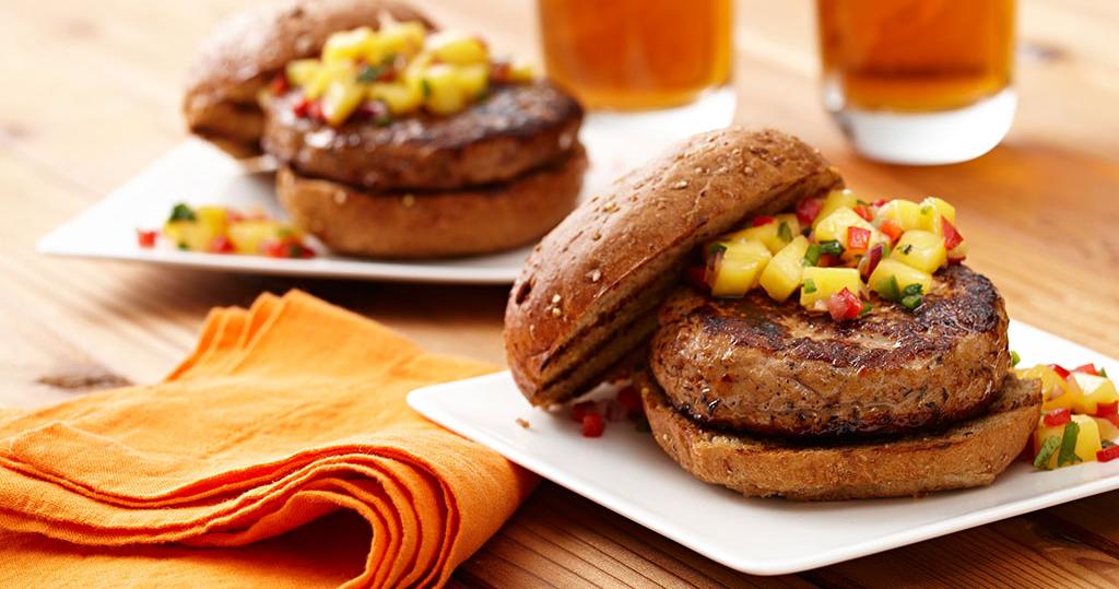 Working on your Memorial Day menu? These Mango <a href="/PerdueChicken/">Perdue Chicken</a> Burgers are sure to please! #Promotion #PerdueCrew - sot.ag/6dJJV