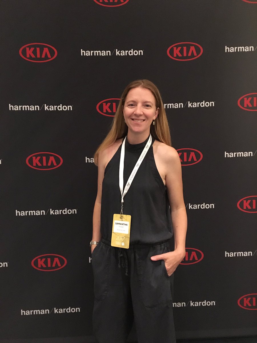Fun times at #mom2summit With the team @Kia_Motors . #KiaMom #hkxkia #Sweepstakes