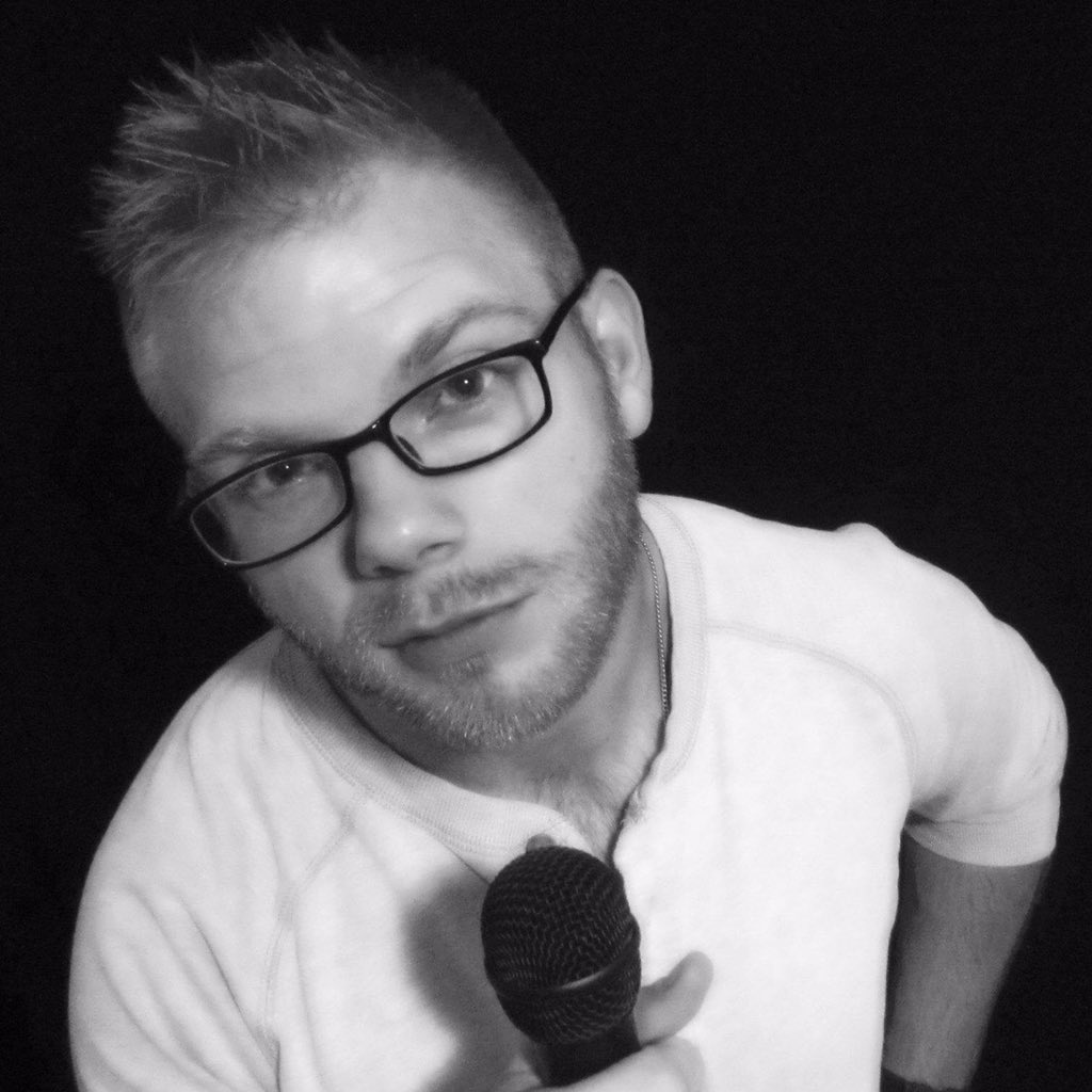 chokeonritalin's tweet photo. TONIGHT! @summers_bar Hosted by @DannyJayRico starring, @SamiSfeir @DevonDoesComedy! Showcase at 8:00 open mic to follow. #standupcomedy https://t.co/HC0fJvXkQw