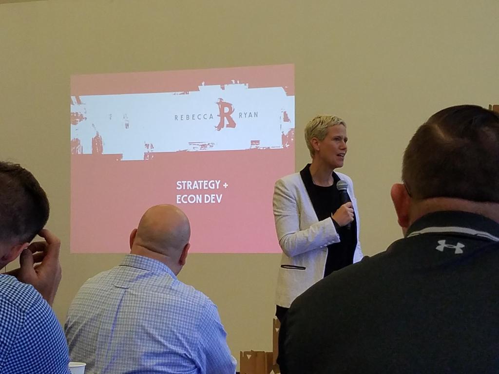 Cecilia_Harry's tweet photo. Hanging out with @ngcrebecca &amp; leaders across Greater Omaha to think like a #futurist &amp; plan like we've never planned before #wedontcoast https://t.co/hoRagXj3cA