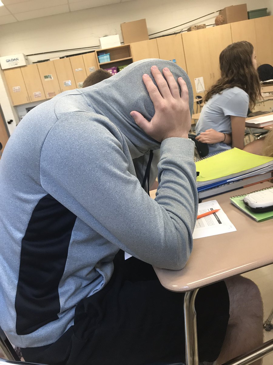 blindsey84's tweet photo. How's Calculus going?
Me: https://t.co/quHxiRZVEe