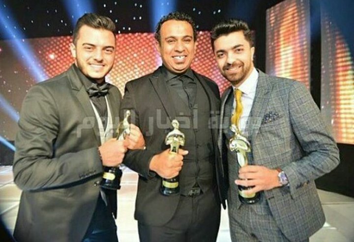 MajalatAlnoujm2's tweet photo. #مجلة_النجوم2 #محمد_عباس و #رافاييل_جبور مع الفنان #محمود_الليثى من حفل #الميما #StaracArabia #RaphaelJabbour #MohammadAbbas https://t.co/XFcrCBtZaA