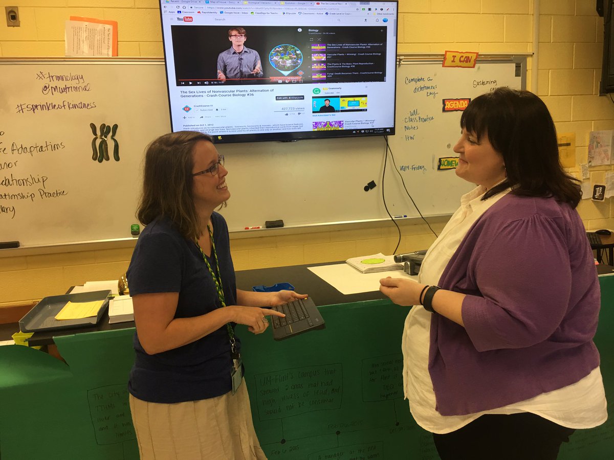 lmontgo's tweet photo. The u @Wraysclassroom & @mwtrimnal 4 all u do 4 @BessemerHigh Ss #gcsk12 #gcsshowcase @GCS_CI @GastonSchools @Judyjudymoore @MeghanLeFevers https://t.co/YAKIs1dIpC