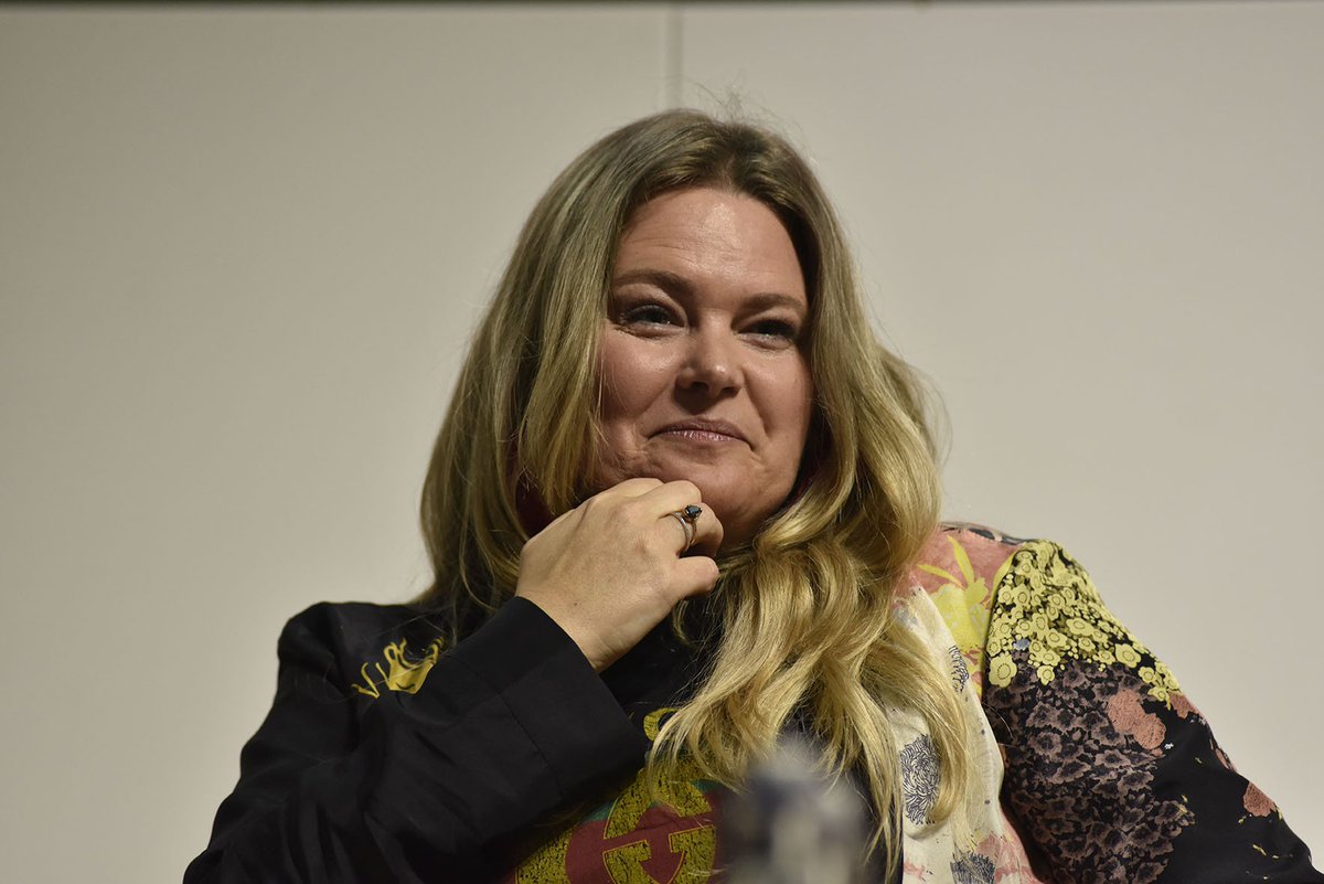 Drapers's tweet photo. At #DrNextGen Browns buyer Ida Petersson says it's important to be open to new career goals β she was once a lawyer! https://t.co/j93TbYC93K https://t.co/TAJn1Hcc99