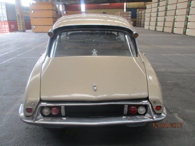 We have got this 1970s Citroen DS on the way from South Africa 😁
mercatorcargo.co.uk/car-shipping/ #classiccars