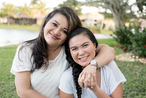 21progress's tweet image. 10 Affirmations to Help Undocumented Immigrants Turn Panic into Resistance via @EvrydayFeminism buff.ly/2pytSEA