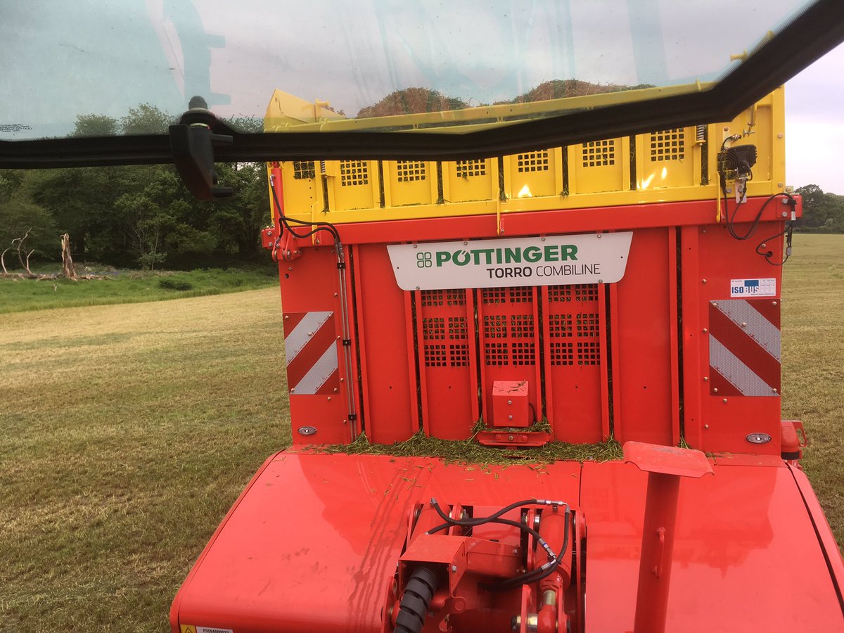 Great day today with Emyr Evans in North West Wales. Good to see so many folk including lots interested in forage wagons #silage17