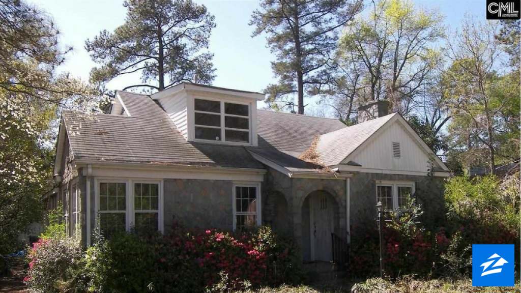 zillow's tweet photo. Curious about the most shared Zillow home listing of 2017? Check out the inside scoop: https://t.co/zinaTI86A7 https://t.co/TdNVpqDoJf