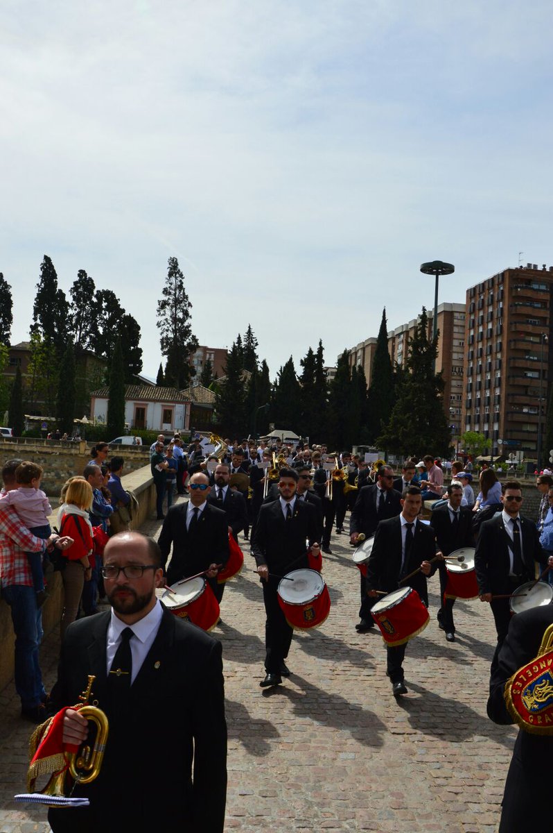 BMAngelesGR's tweet photo. Fotografías de nuestros componentes en la pasada Semana Santa 2017 @BMAngelesGR https://t.co/3qSPN8yNpC
