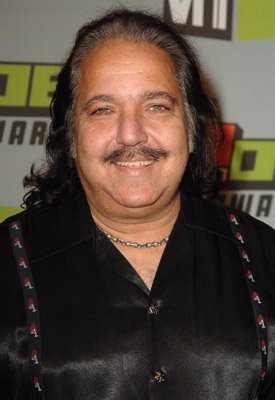 simson_katy's tweet image. Ron Jeremy fucks a clerk in the store! - thepornstarsblog.com/ron-jeremy-fuc…