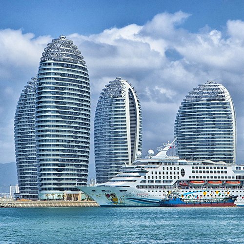 Looking to change your career? Hospitality skills are in demand all over the world. Contact us today to get started. rhinstitute.com