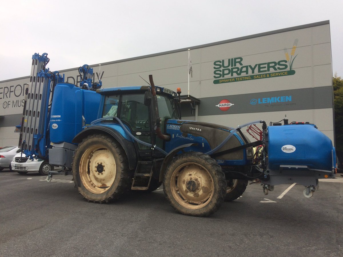 SuirSprayers's tweet photo. New LEMKEN Sirius 10 1900L 28M c/w Gemini 7 1000L front tank going out to a customer this week! https://t.co/pluhZ4eZd1