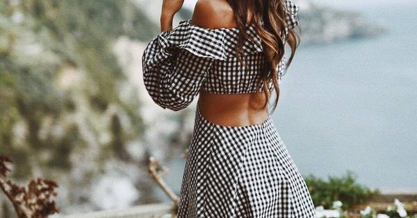 arsoclothes's tweet photo. https://t.co/lwMKePpvqh @notyourstandard Postcard from Italy #positano #NYStravels #outfitoftheday #lookoftheday #fashiongram #currentlywe… https://t.co/NCQqvGW44c