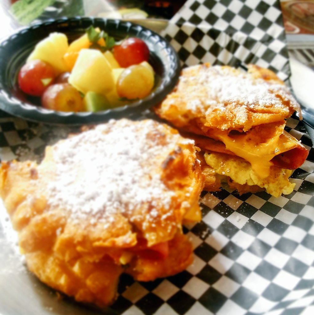 Still thinking about <a href="/PaniniPetes/">Panini Pete's</a> mouthwatering breakfast this morning. 😍🙌 Beyond delicious! #VisitMobile #BornToCelebrate