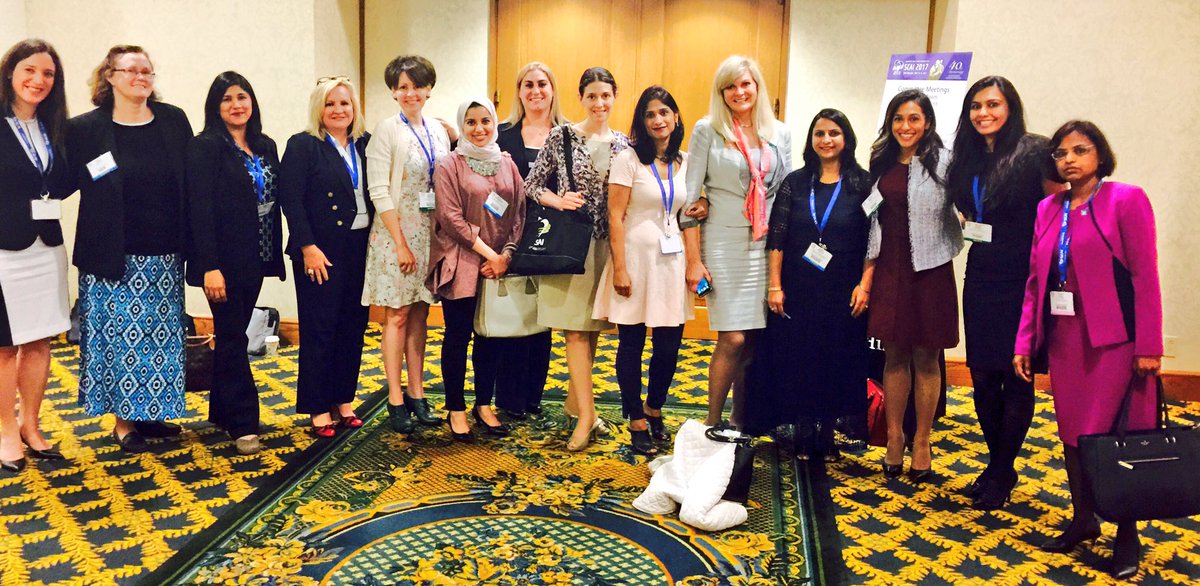 DrSheilaSahni's tweet image. #SCAIWIN at #SCAI2017 #ILookLikeACardiologist