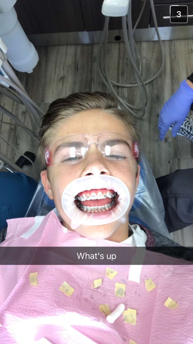 gknott13's tweet photo. HBD to the homie @ConnorKeast hope it was a good one bro #oprahside 🤠😈🎊🎉 https://t.co/bbTYYjOvNz