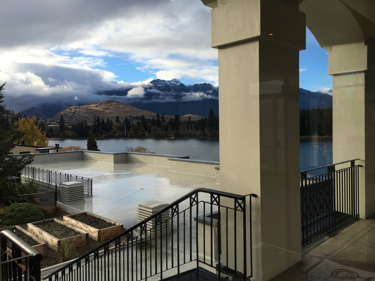 dairy_women's tweet photo. No udder workshop has a view this good 😉
Udderly-up-to-date has kicked off at #DWN17.
Thank you to sponsors MSD Animal Health and @DeosanNZ. https://t.co/LVx6DscDxS