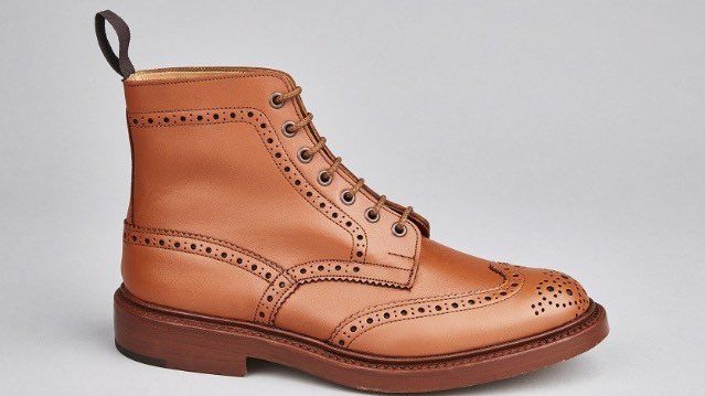 TrickersShoes's tweet photo. Brand new C-Shade colour for our famous Stow #countryboot now available https://t.co/ybDTnca9iC #Mensfashion #NewIn https://t.co/fwyPhFaYzQ