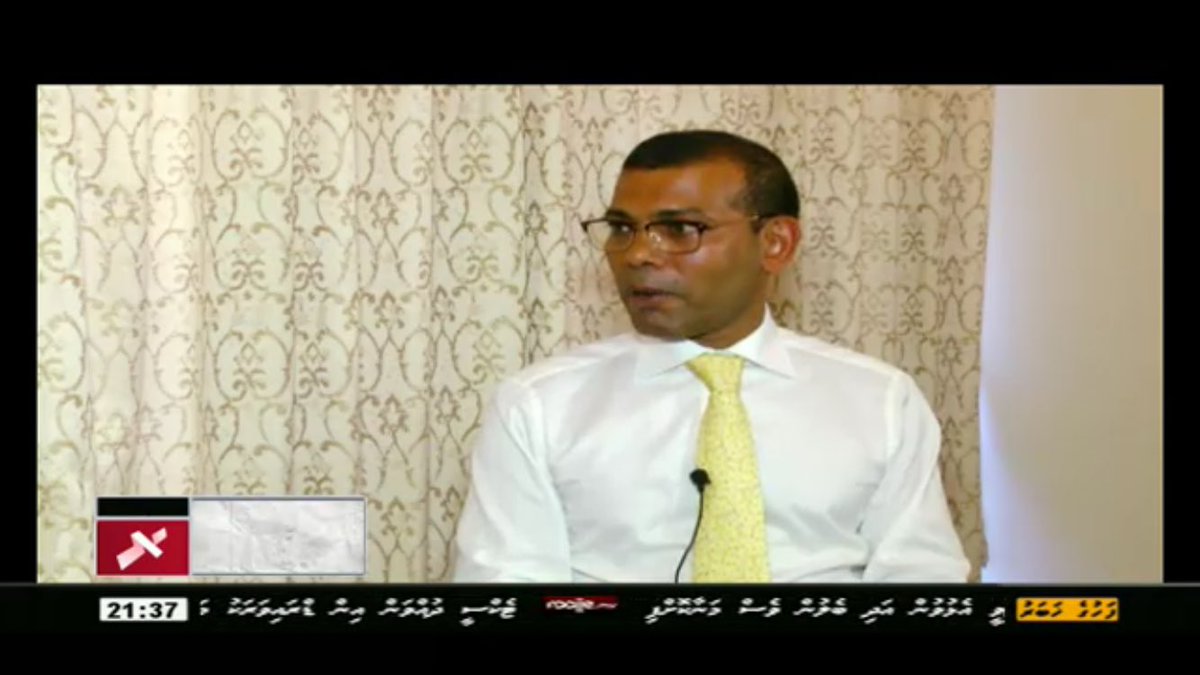 IllathHassan's tweet image. #InterviewUpdate
Alhugandu Raajje Dhaan Laheh Nuvaane,Rayyithunnah Heyo Goiy Hoadhai Dheynan.. Raees @MohamedNasheed 
#SaveMaldives