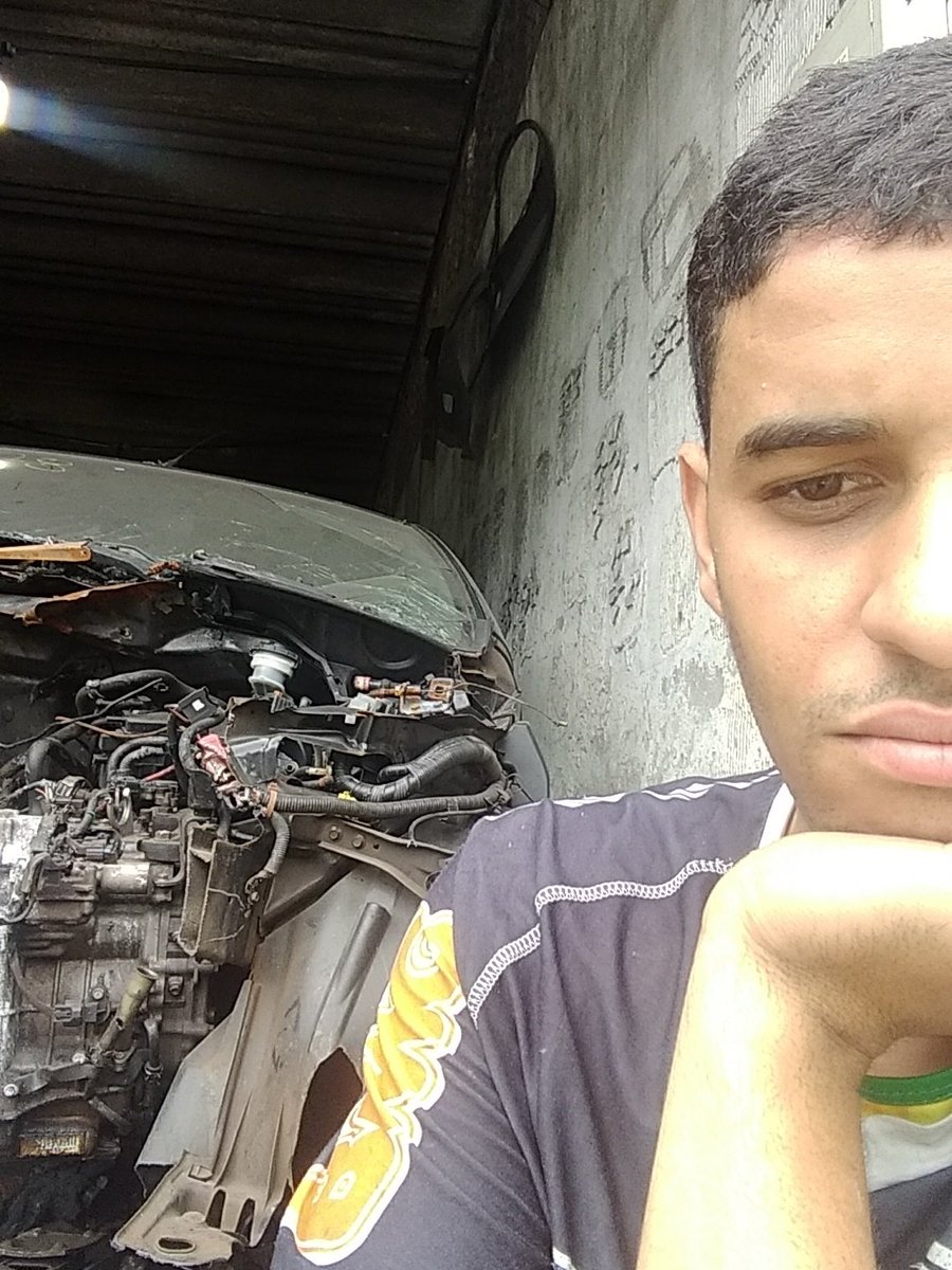 Fontes96484's tweet photo. To daqui de bem longe #catonho ✌️ https://t.co/y5sgO5PlNS