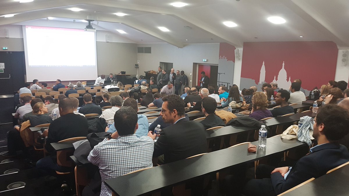 ParisRUG's tweet photo. Le #PRUG 09 a commencé :-)
#ParisRevitUserGroup https://t.co/SnyExjLLiY